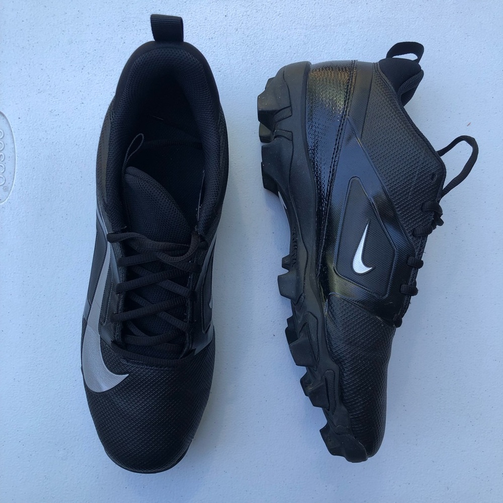 Nike Alpha Menace 4 Shark Football Cleats - Wide Width